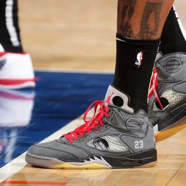 势不可挡！阿森纳在欧冠联赛阶段豪取8连胜，得失球24-2（无人可挡！阿森纳欧冠赛场豪取八连胜，24比2尽显统治力）