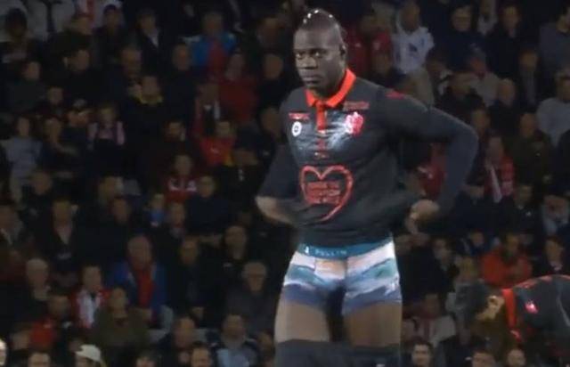 与去年排名相同，北京国安与山东泰山分别锁定中超第四第五（延续去年排名，北京国安与山东泰山分列中超第4、第5位）