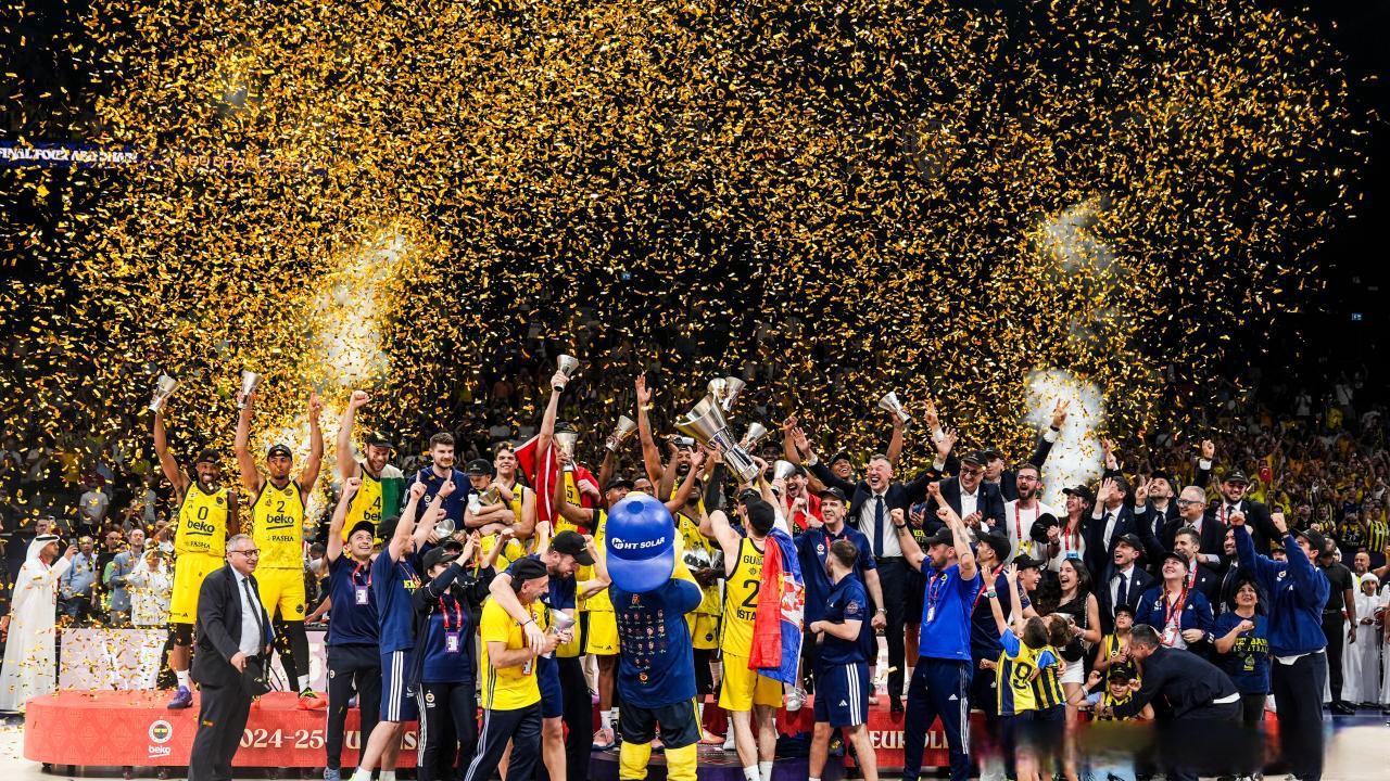 【头条】阿莱斯·奥帕特尔尼主场登顶环球马术冠军赛布拉格季后赛1.45米争时赛（【头条】阿莱斯·奥帕特尔尼主场加冕，夺得环球马术冠军赛布拉格季后赛1.45米计时赛冠军）