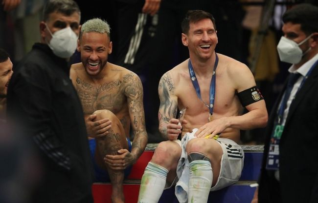 姜景祺首发进球，帮助狼堡U17锁定小组头名晋级A级联赛（姜景祺首发建功，助狼堡U17锁定小组第一晋级A级联赛）