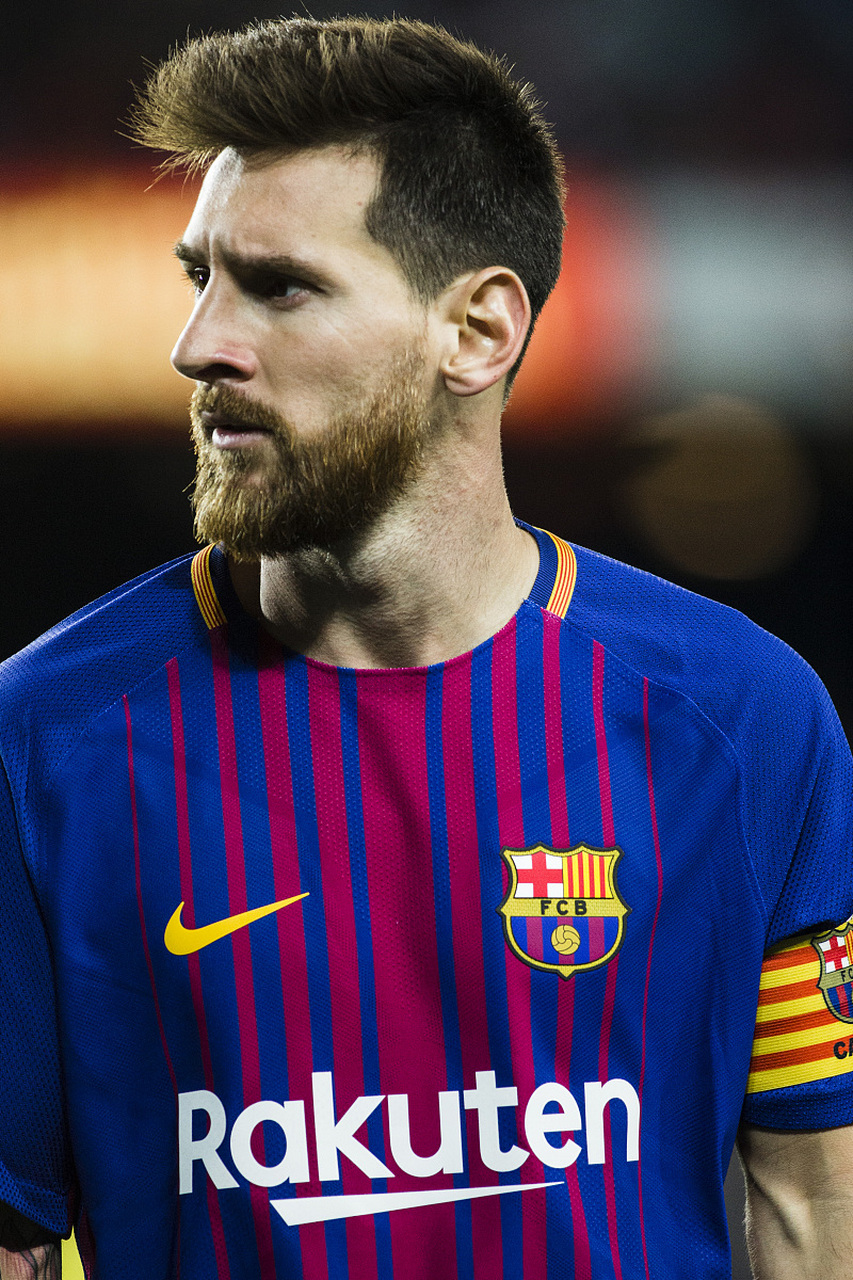 第三局针对正手突破！王楚钦1-2弗朗西斯卡！国乒6-3领先德国！（第三局主攻对手正手见效，王楚钦暂1比2落后弗朗西斯卡，国乒总分6比3领先德国）