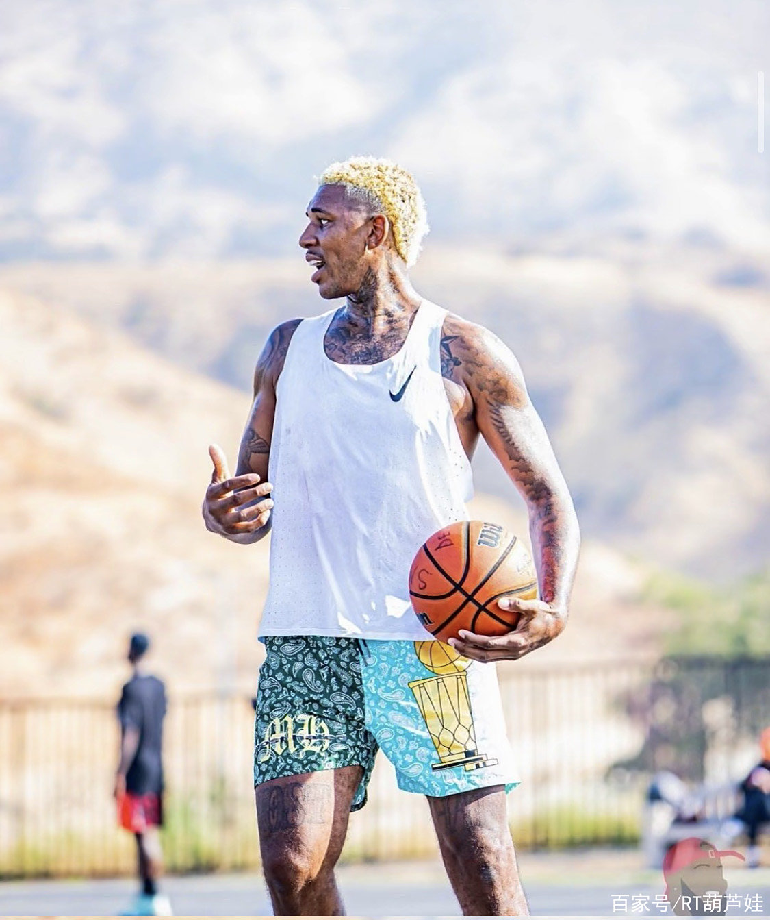 图片报：拜仁认真考虑格里马尔多，但尚未接触球员和勒沃库森（拜仁认真考察格里马尔多，尚未与球员及勒沃库森接触）