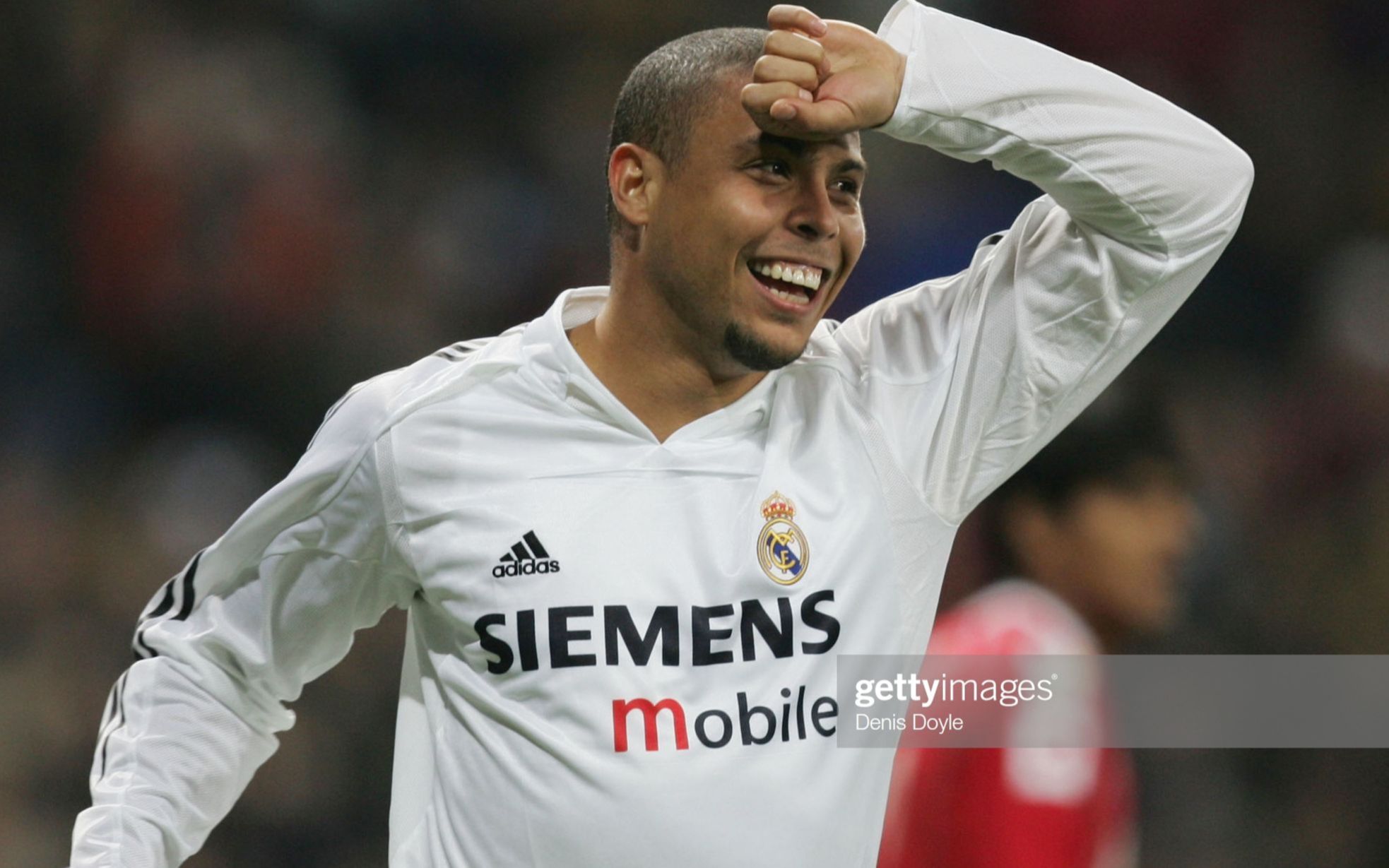 库普梅纳斯：我踢左中卫感觉很舒服，我的能力能帮助尤文（库普梅纳斯：踢左中卫我很适应，自信能以实力助力尤文）