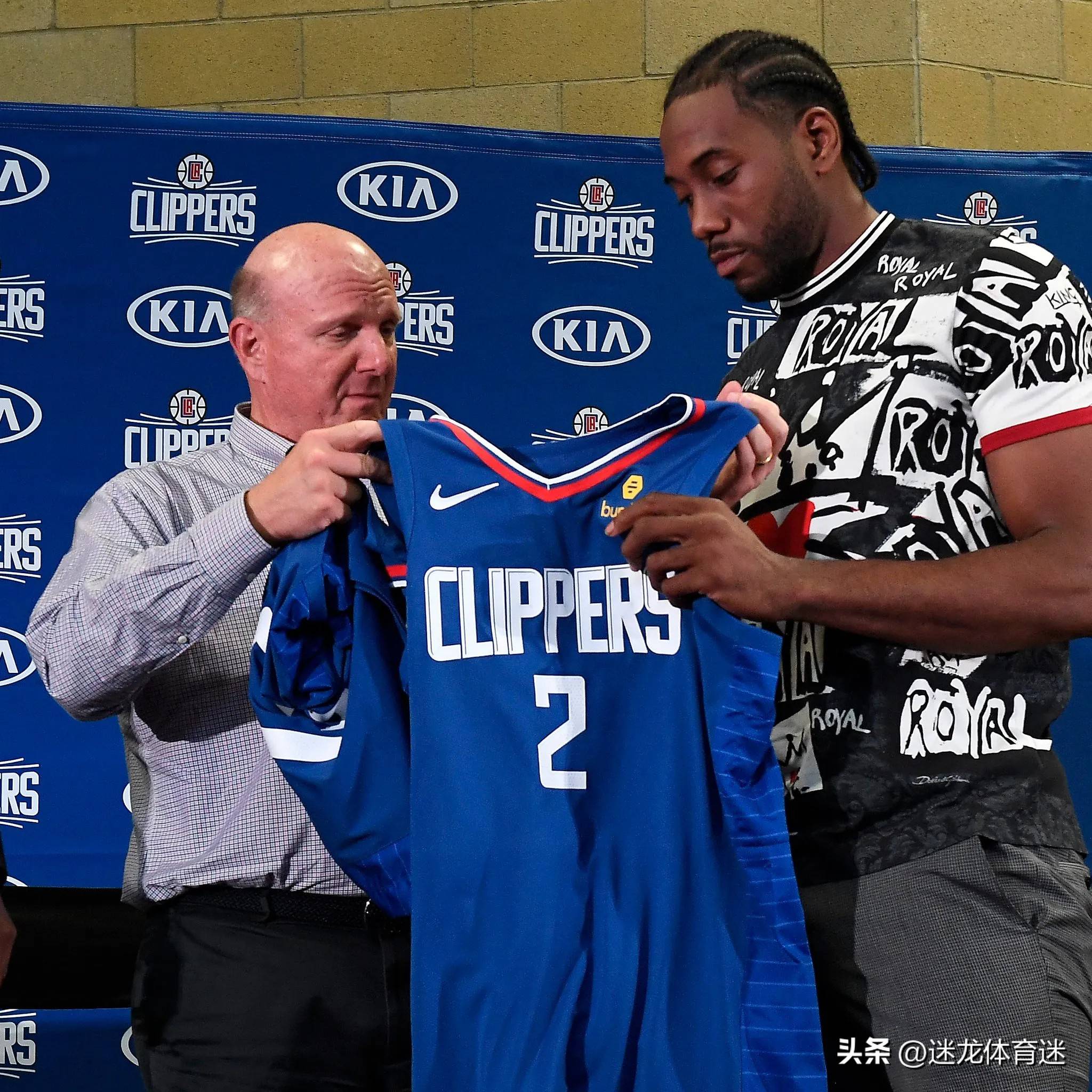 “野路子”跑步姿势的C罗，原来他不是天生神射手？...（跑姿不按套路的C罗：神射手实力并非天生？）