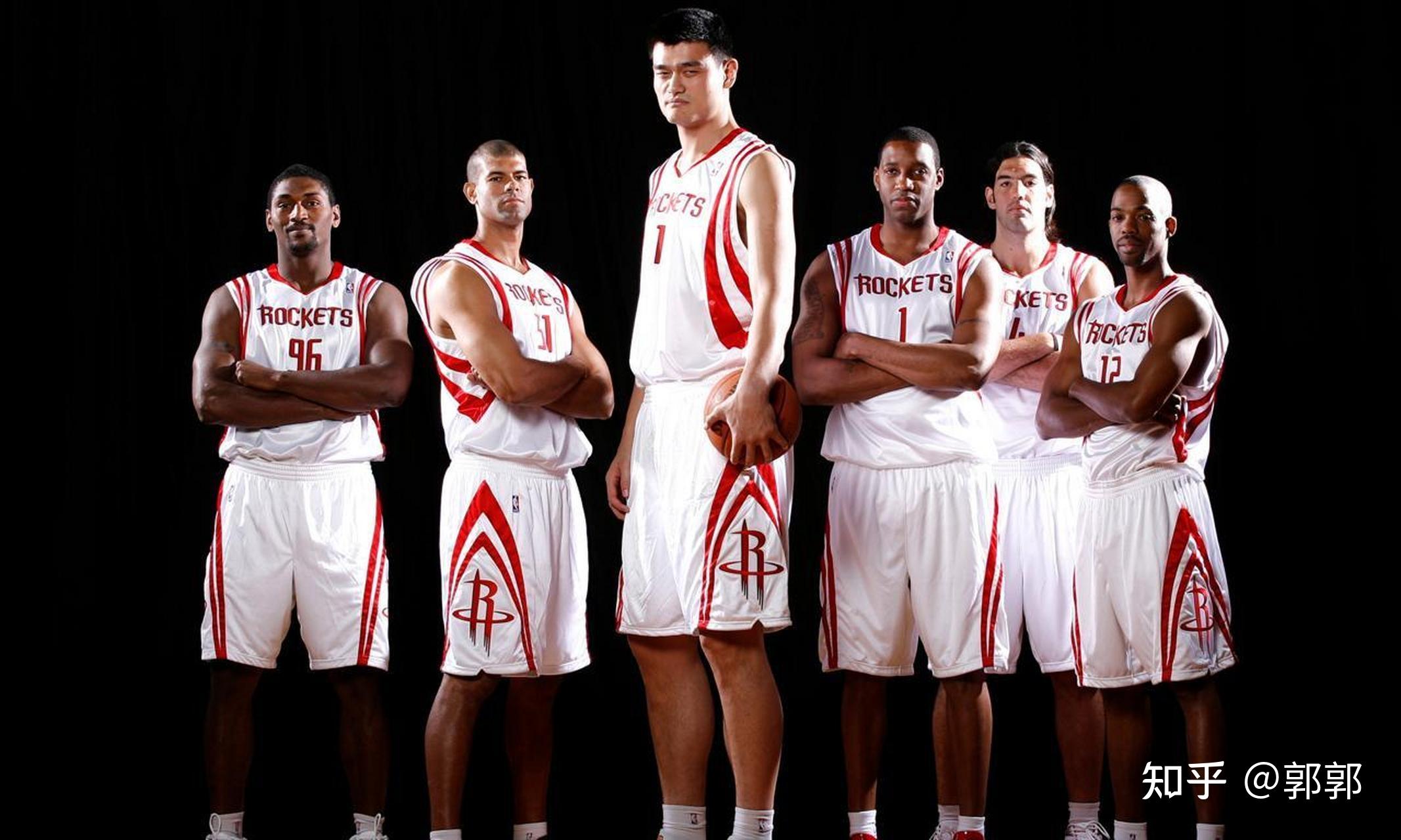 利物浦正式发布新赛季球衣，时隔13年再度携手阿迪达斯（利物浦官宣新赛季球衣，13年后再携手阿迪达斯）