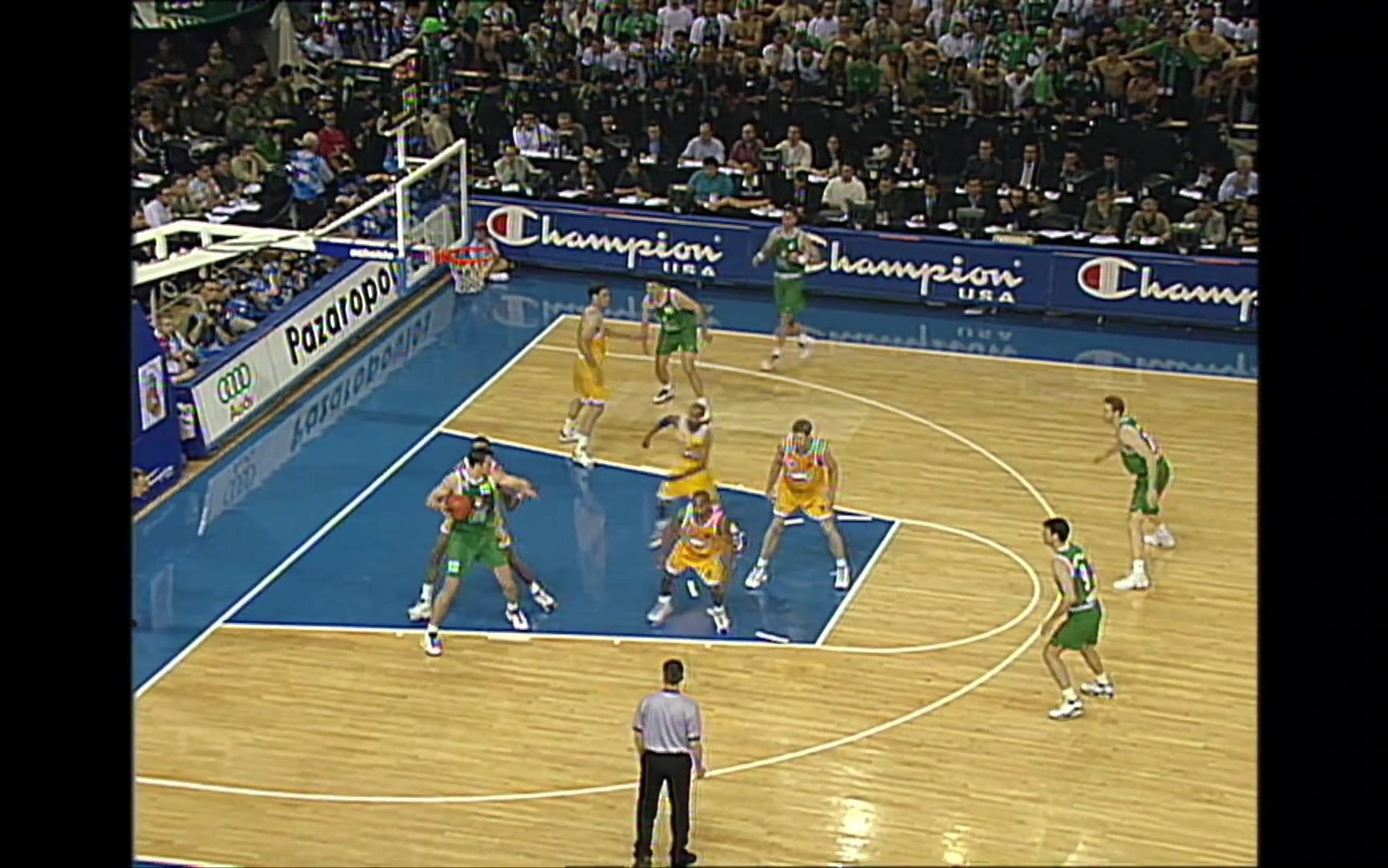 穆勒：孙兴慜是一名非凡的球员，他的任意球破门让人惊叹（穆勒盛赞孙兴慜：顶级球员，他的任意球得分令人惊艳）