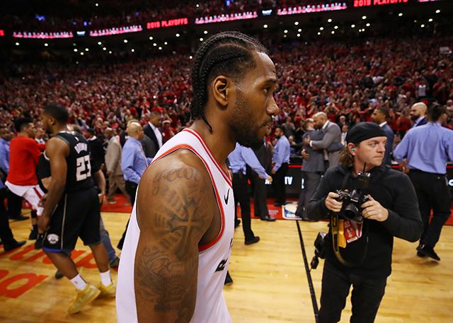 土耳其11月世预赛大名单：恰20领衔，詹-乌尊、厄泽尔缺席（土耳其公布11月世预赛名单：恰20领军，詹-乌尊、厄泽尔无缘）